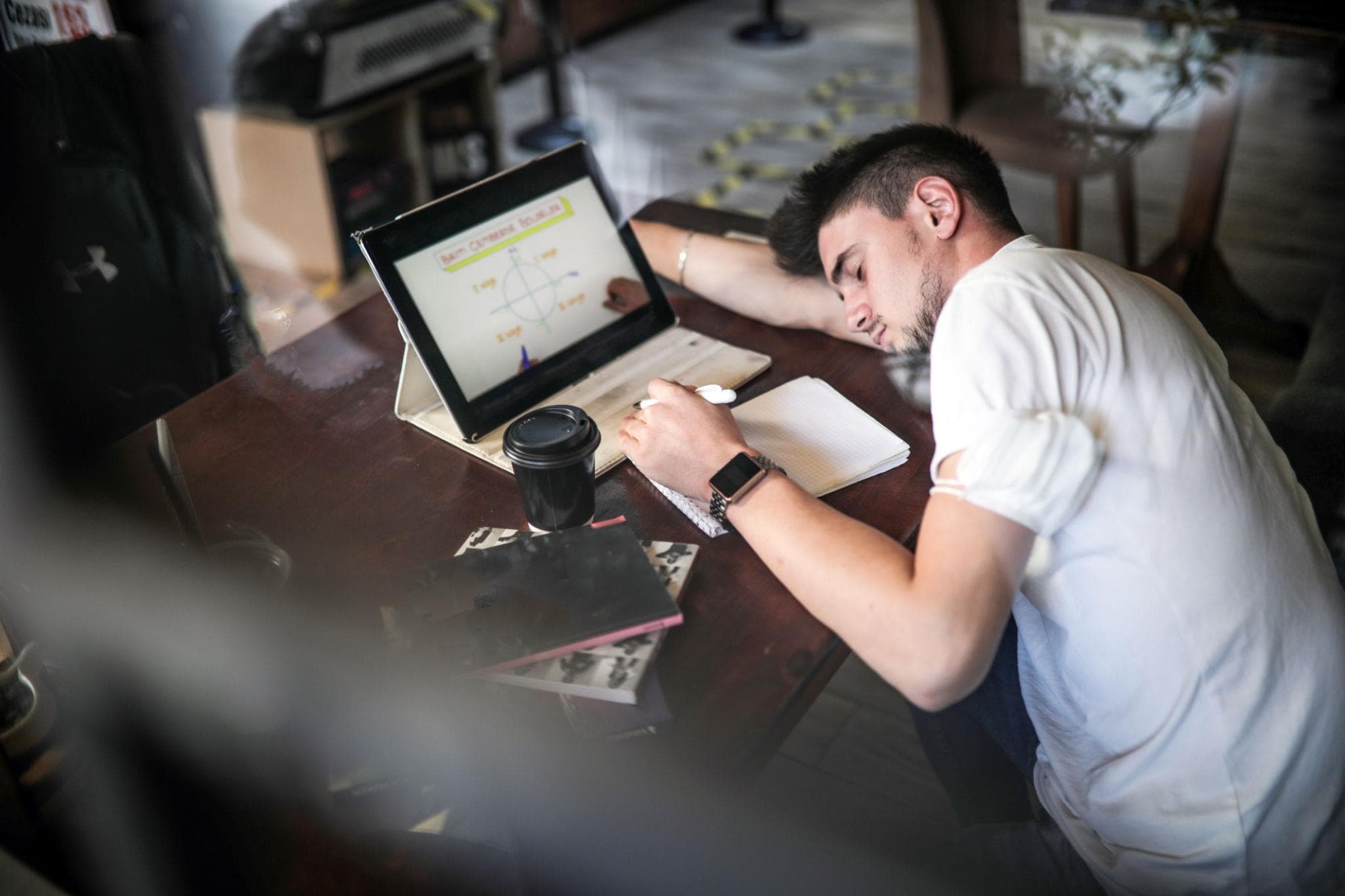 How I Stopped Wasting Hours Taking Notes from YouTube Lectures